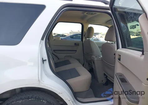 2008 Ford Escape Hybrid from USA, damaged, VIN 1FMCU49H58KB99530